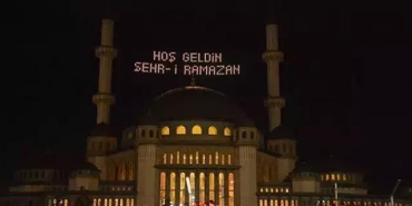 mahya-nedir-mahya-gelenegi-ne-zaman-nasil-basladi-iste-mahyacilik-tarihcesi-lvHXgiF2.jpg