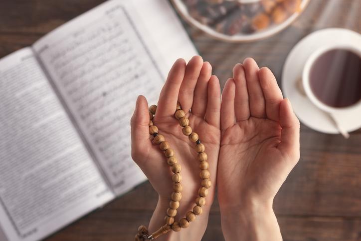 Ramazan'ın Son Cumasında Cüzdan Duası ve Okunacak Sureler